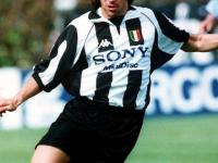 半岛体育娱乐-意大利豪门大胜，罗马球迷欢欣鼓舞