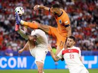 半岛体育网页版入口-杜塞尔多夫队在比赛中展现出色的进攻意识