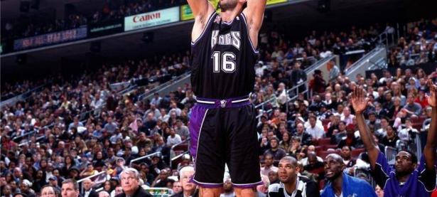 半岛体育电竞-非洲篮球热血赛事拉开帷幕，球员实力过硬的简单介绍