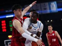 半岛体育教练-贵州男篮击败湖南，提升积分排名