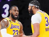 半岛体育网站入口-关于NBA球星交易传闻：新赛季谁将离队加盟他队？的信息