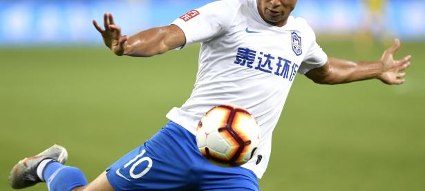 天津泰达队员发挥出色，取得胜利的简单介绍