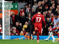 半岛体育注册-包含利物浦主场击败布莱顿，保持联赛不败纪录的词条