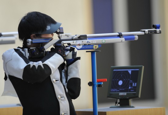 韩国代表团在射击比赛中跻身前列