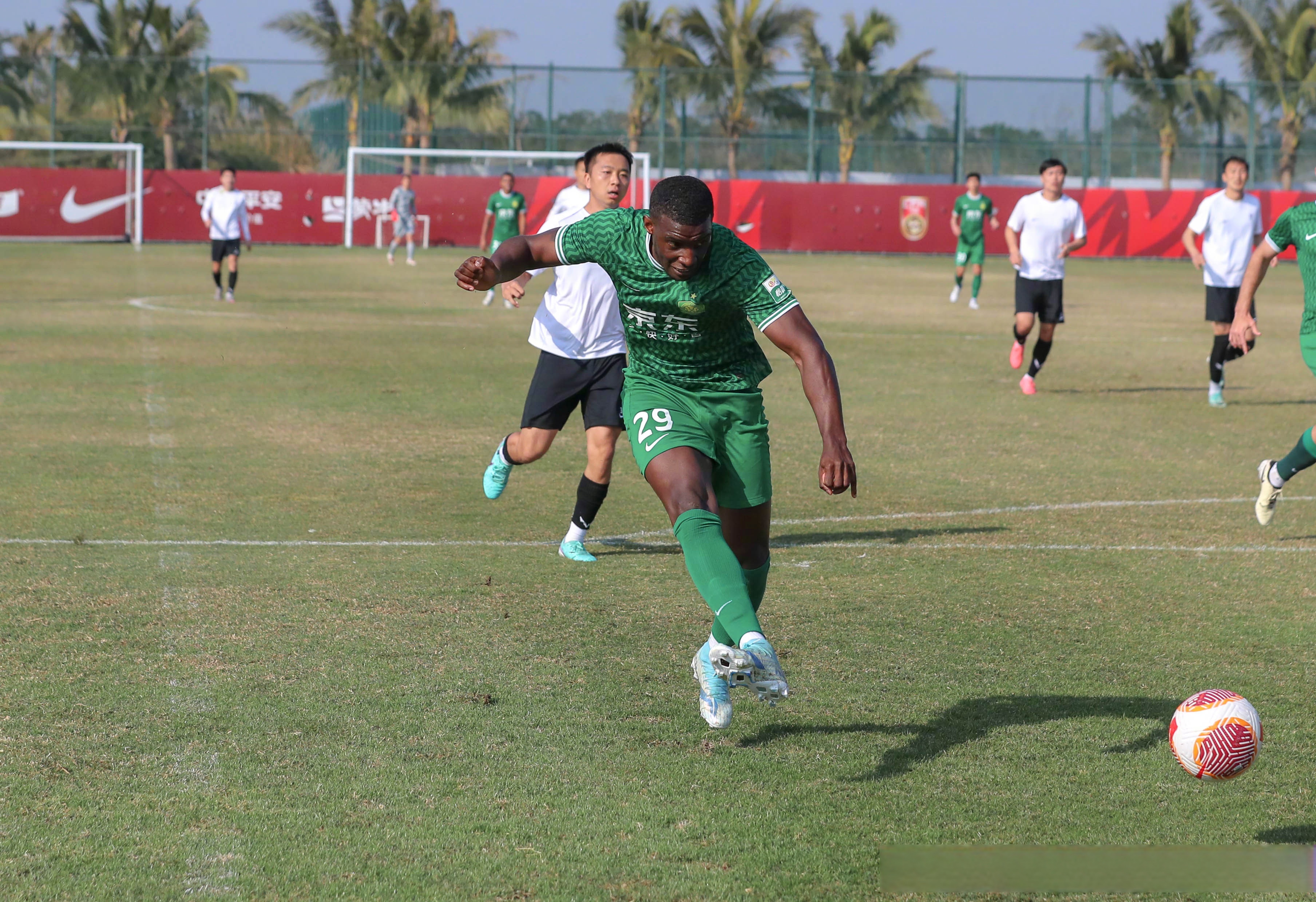 关于北京国安在主场获得对手，重返前四名的信息