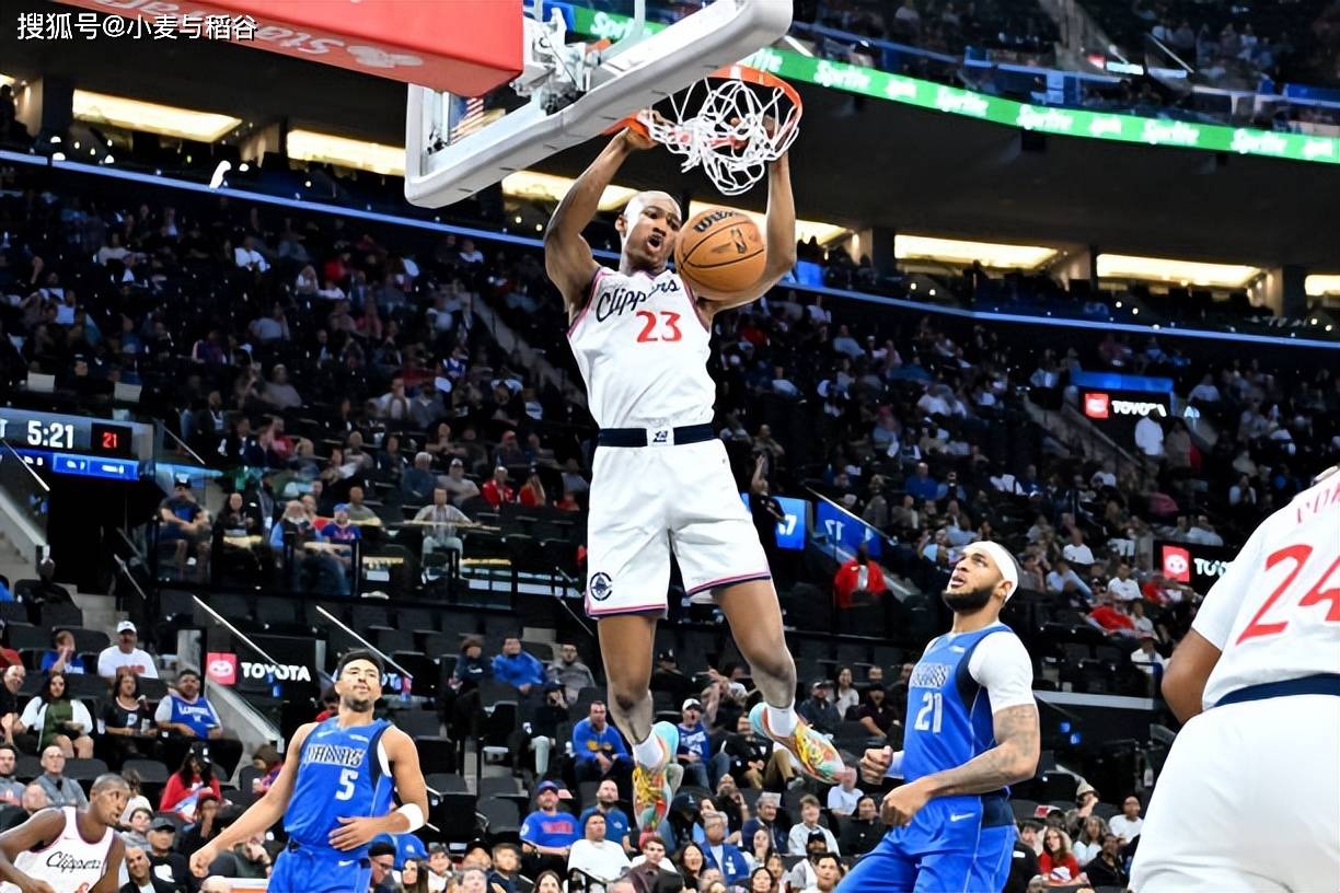 包含NBA超级巨星现身抢眼，冠军之路或遥远或近在咫尺的词条