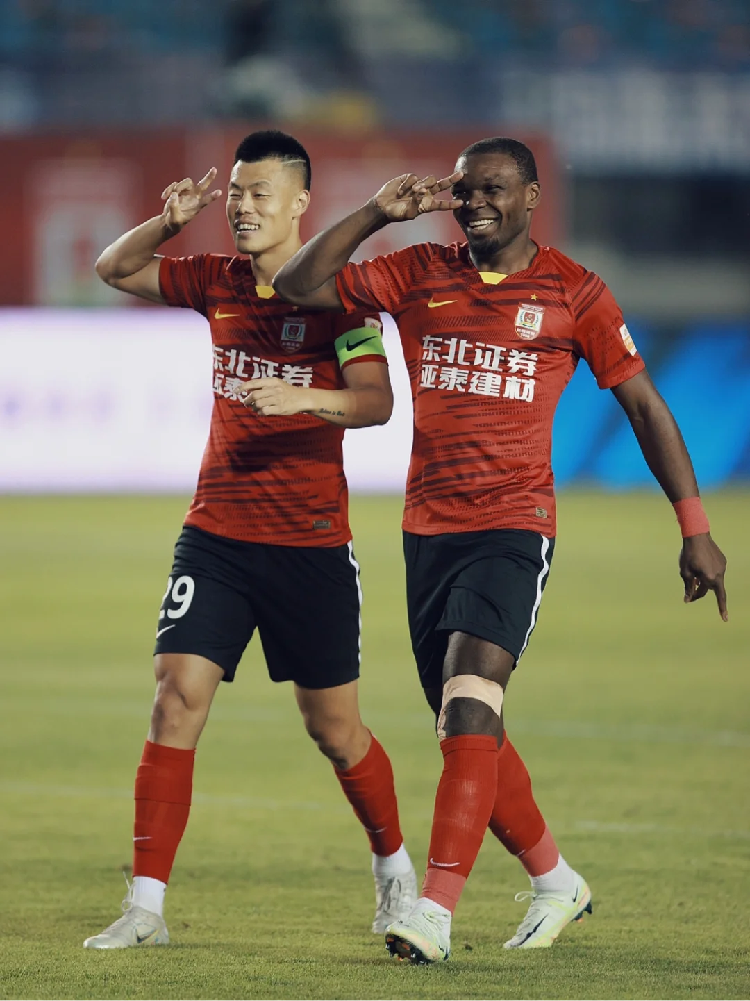 长春亚泰连胜告急，士气愈发高涨