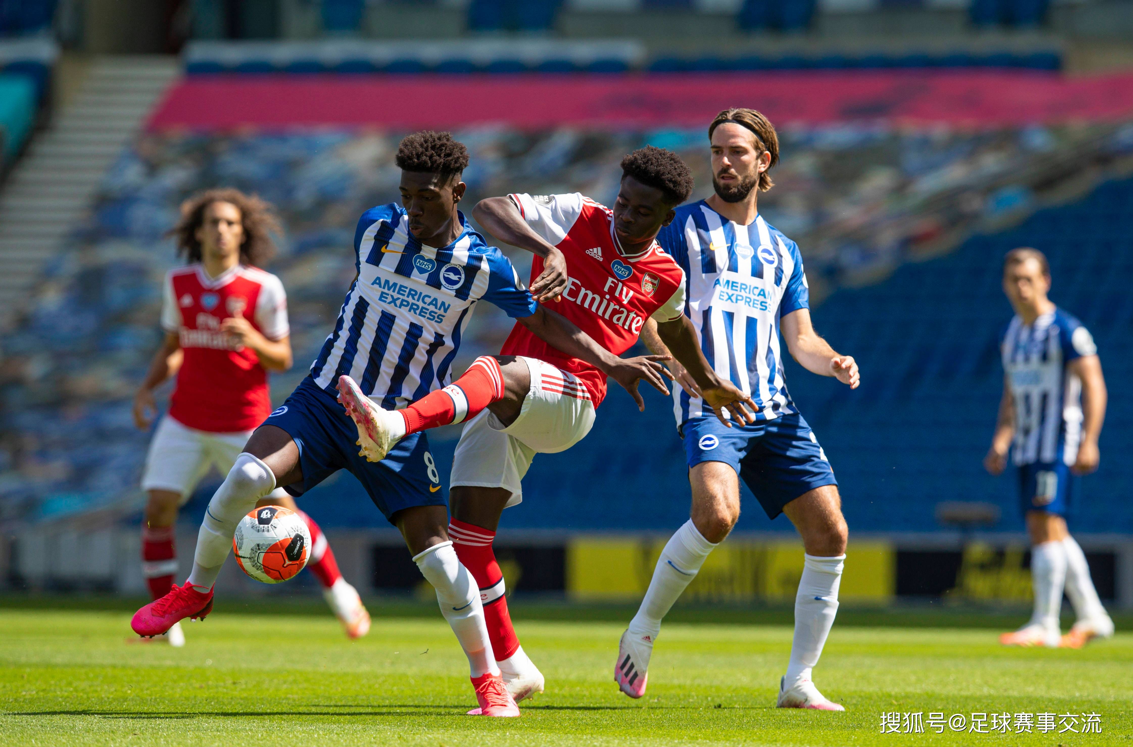 埃弗顿客场不敌布莱顿，排名继续下滑