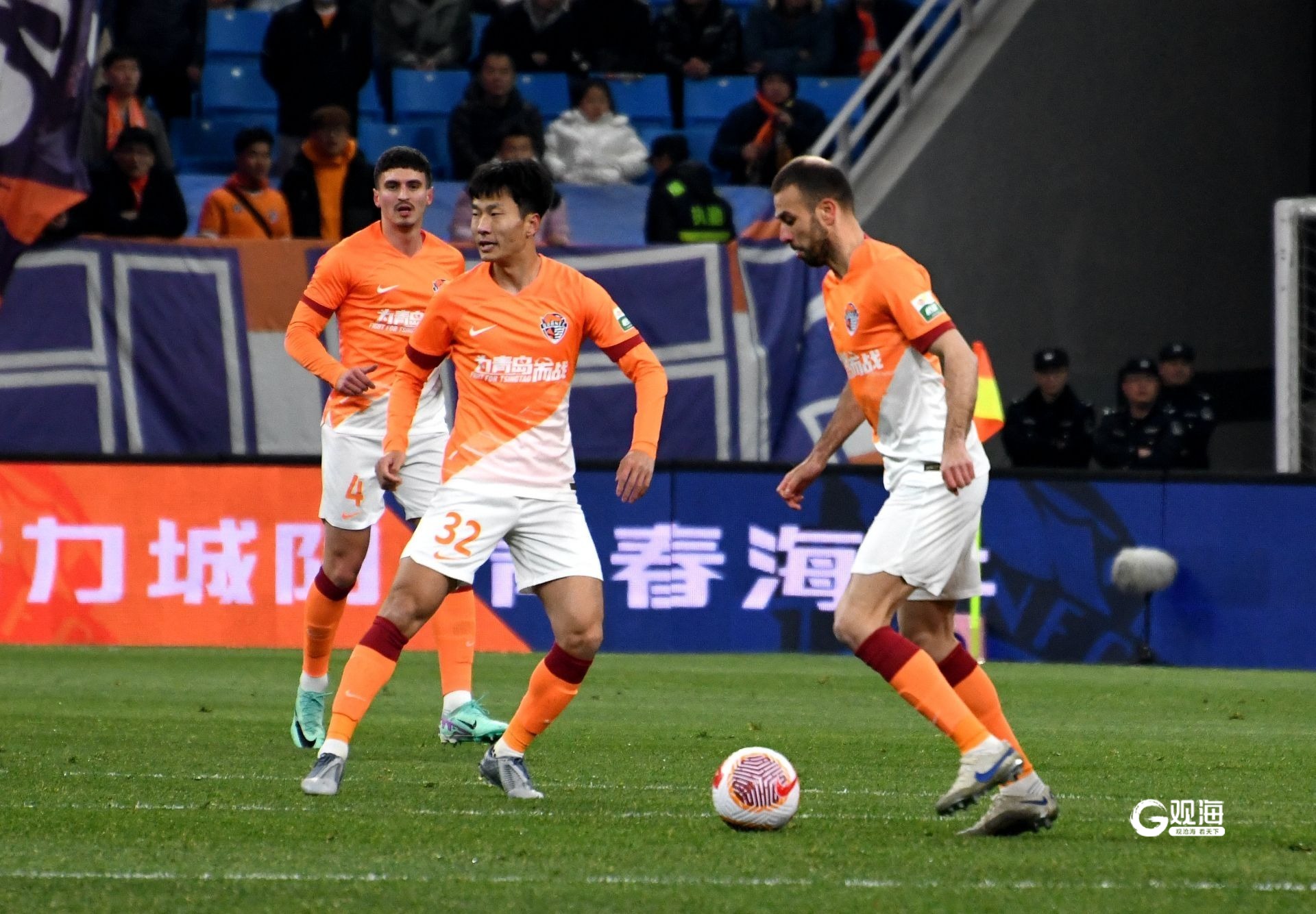 青岛黄海主场击败天津泰达，迎来赛季首胜