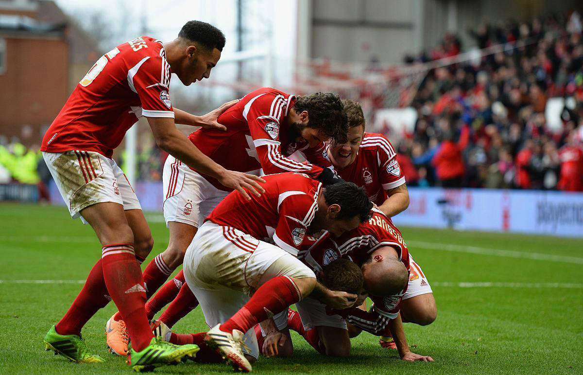 阿森纳主场不敌热刺，遭遇联赛连败！