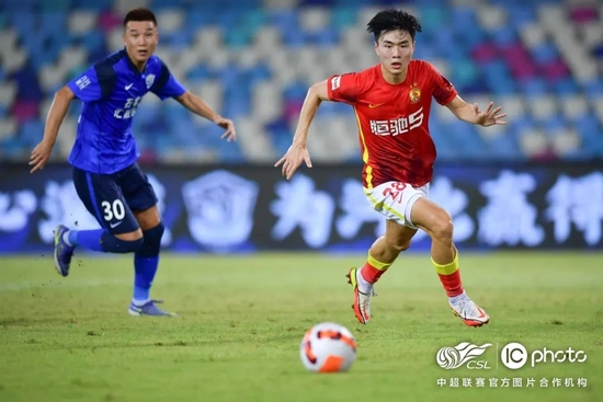 青年军发挥稳定，为球队增添了活力的简单介绍