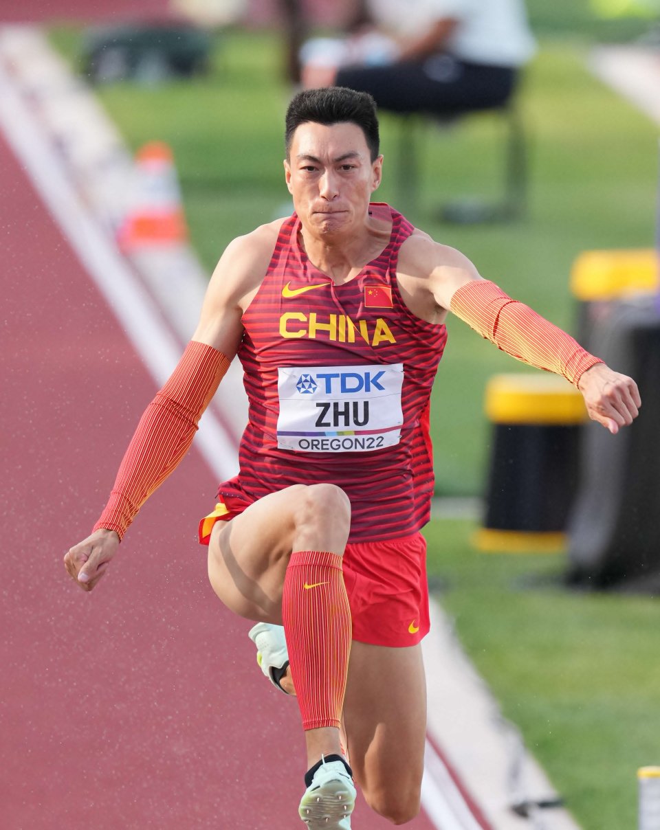 关于体育冠军异军突起勇夺金牌！的信息