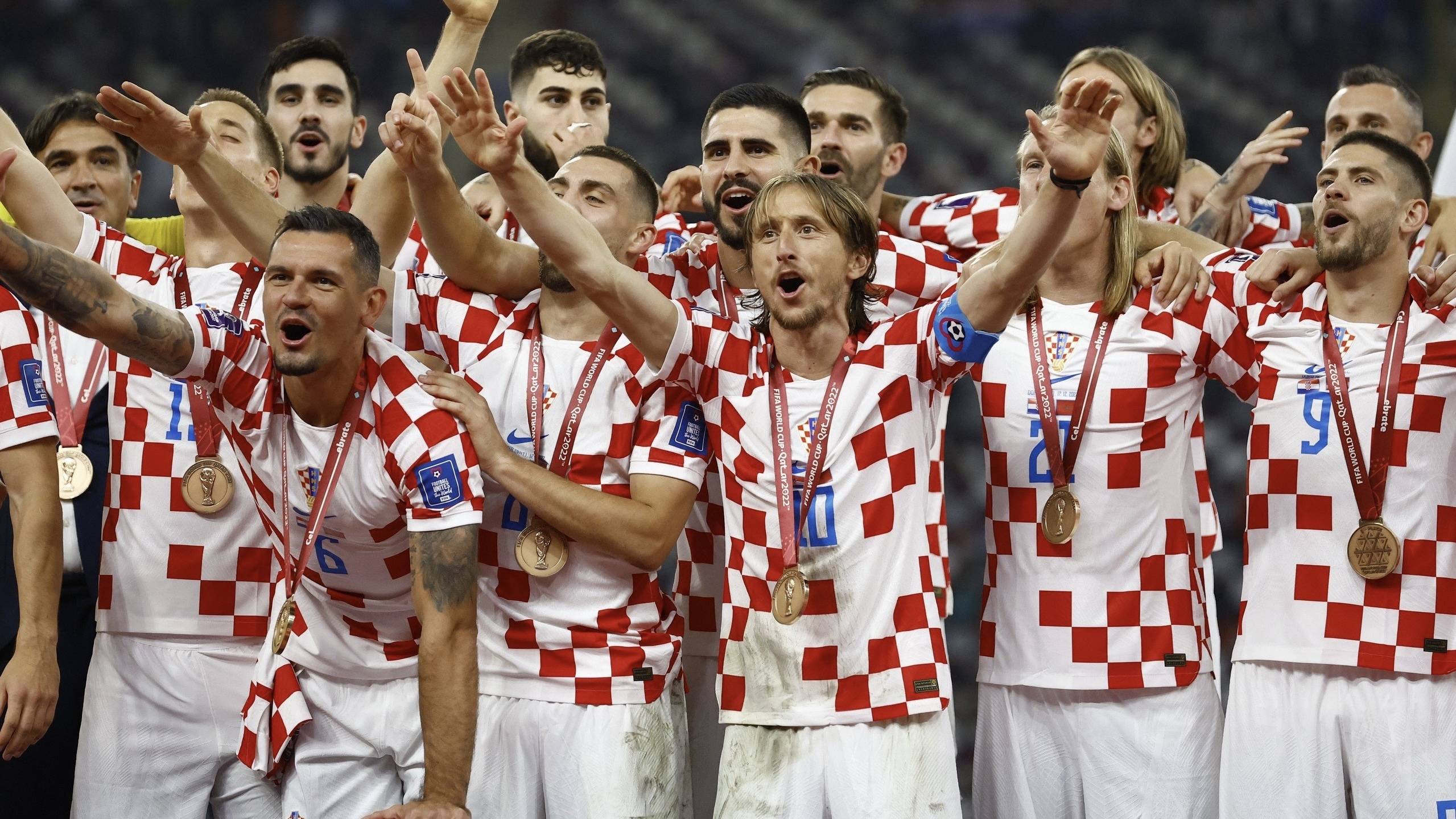 克罗地亚队狂胜，闯入下一轮比赛