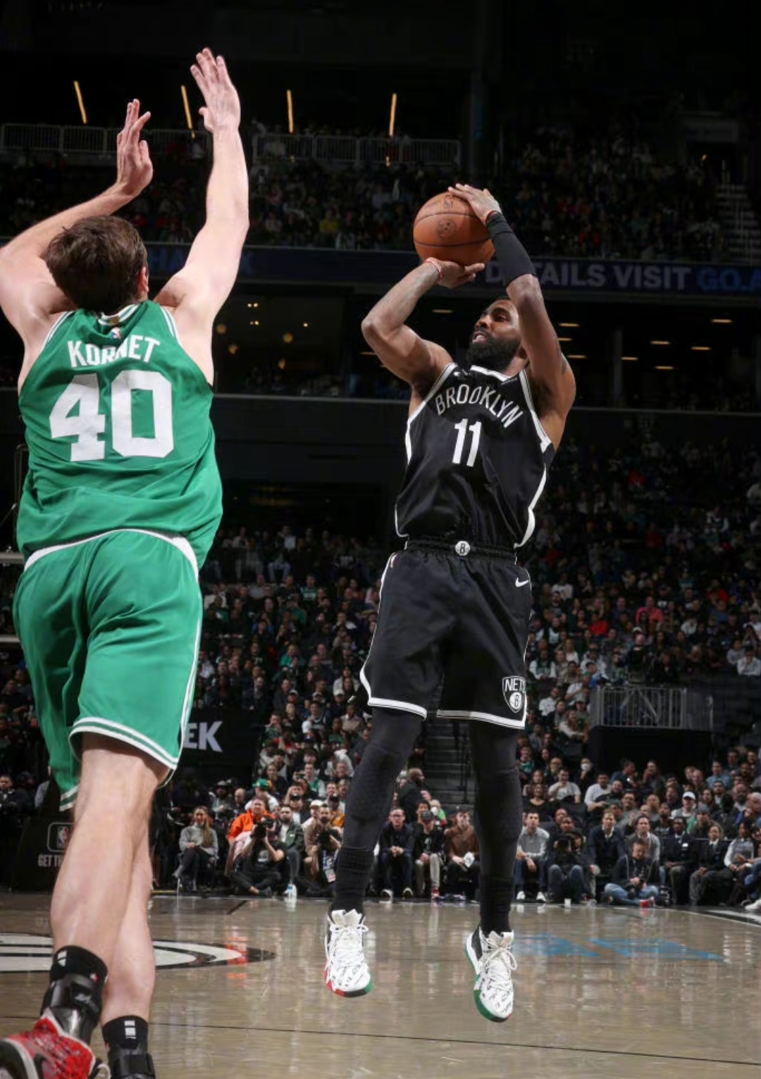 关于凯尔特人主场击败篮网，莫里斯爆发得分！的信息