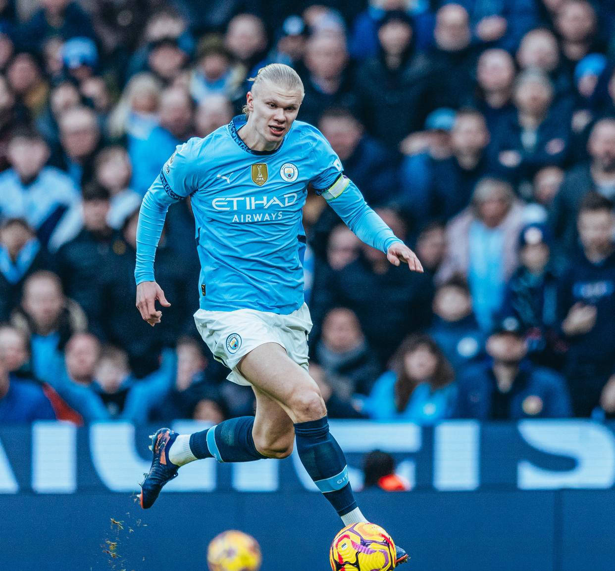 包含利物浦客负曼城，榜首位置稍有摇摆的词条