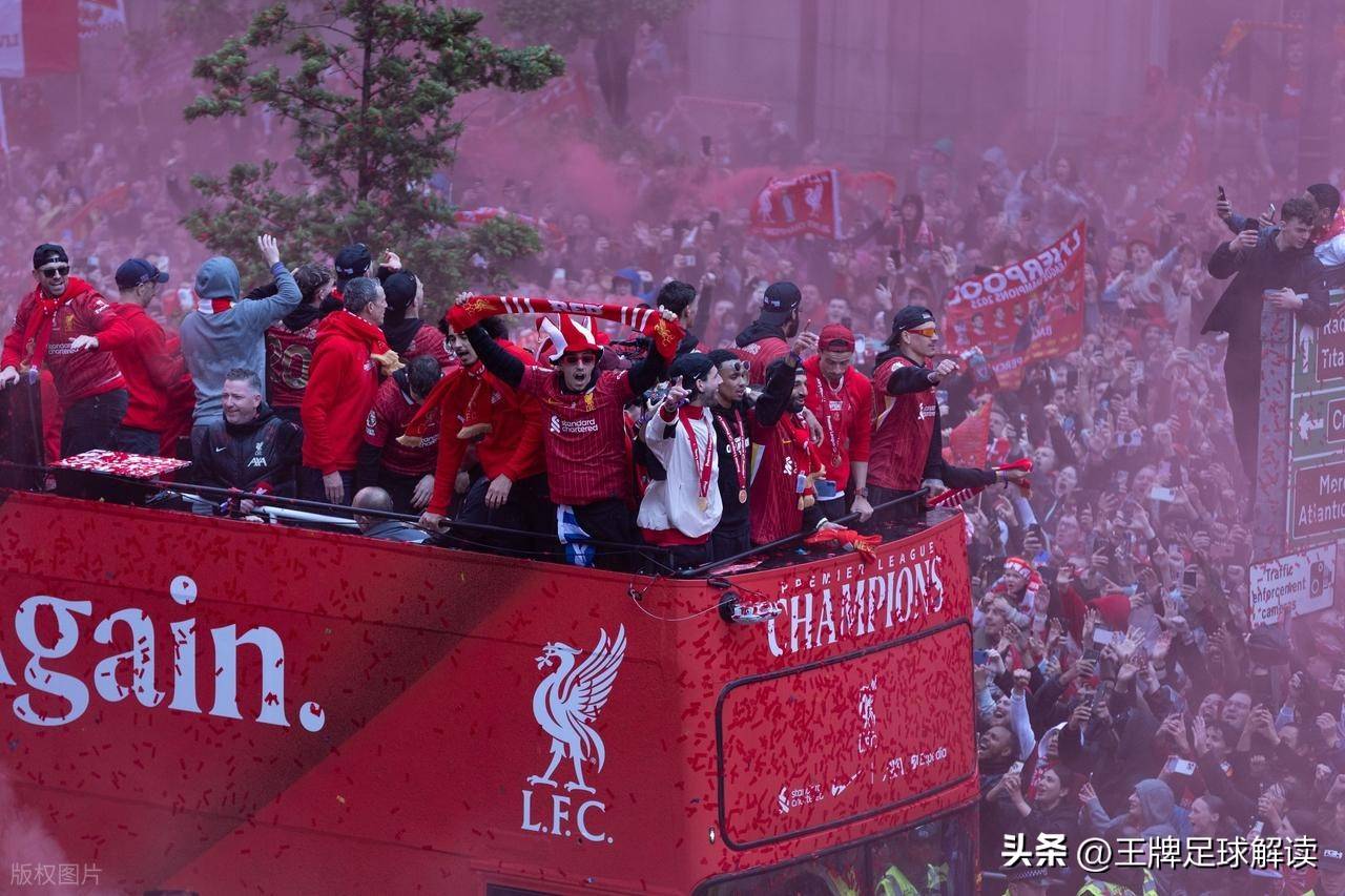 包含利物浦客负曼城，榜首位置稍有摇摆的词条