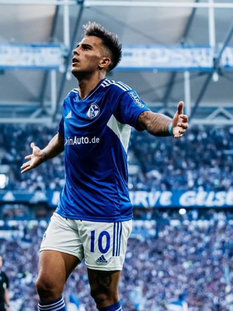 沙尔克球队迎来连胜，状态火热的简单介绍