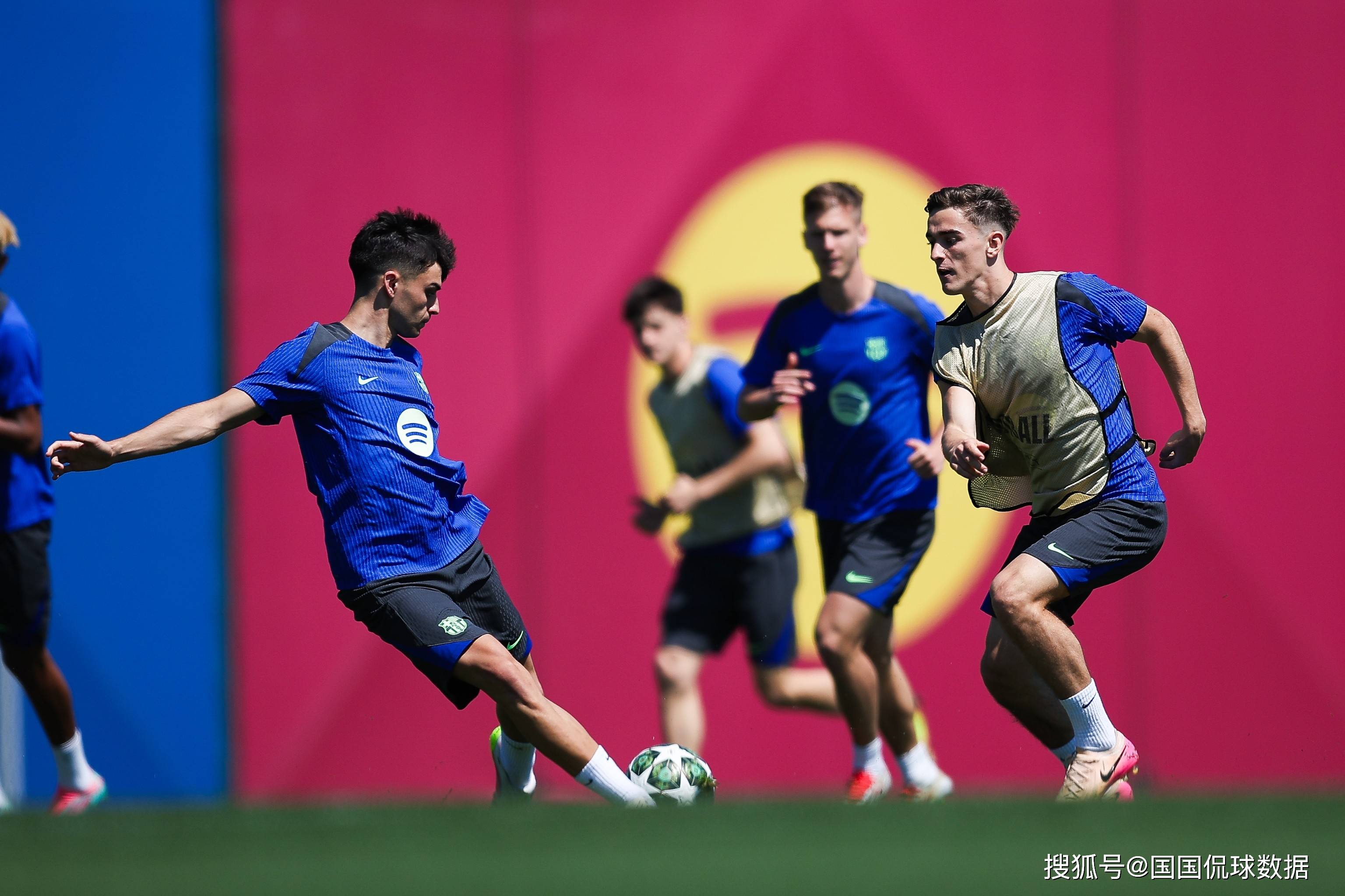 备受瞩目的国际足球盛事即将上演