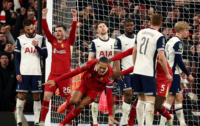 关于利物浦重回巅峰，创下连胜纪录的信息